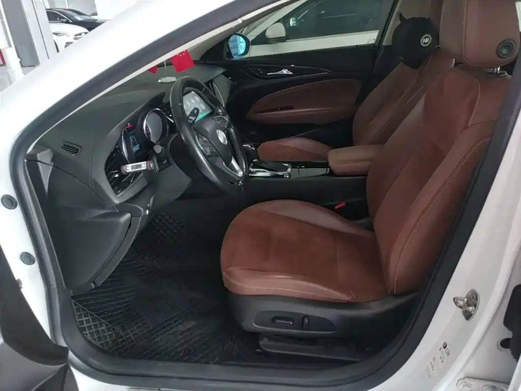 Buick Regal 2019 20T Elite China VI фото 15