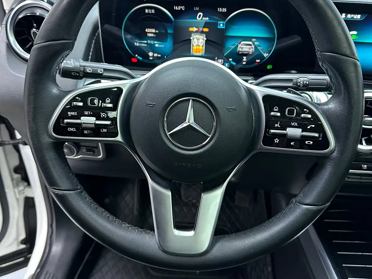 Mercedes-Benz GLB 2020 GLB 200 Dynamic фото 8