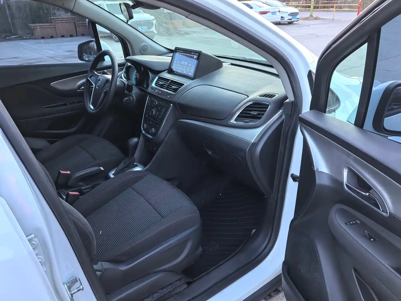 Buick Encore 2015 1.4T Automatic 2WD Urban Elite фото 12