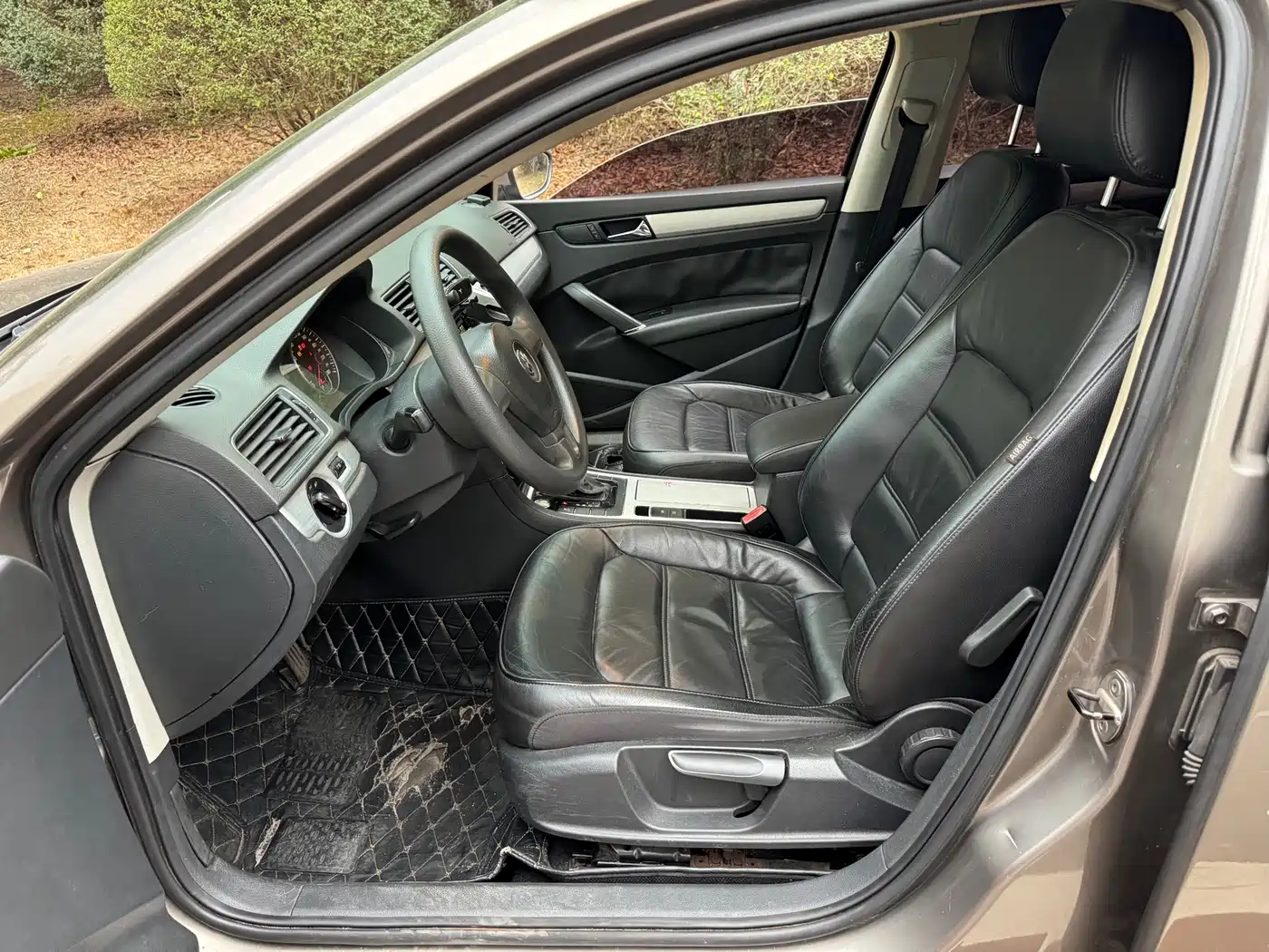 Volkswagen Passat 2013 1.8TSI DSG Zunrong фото 7
