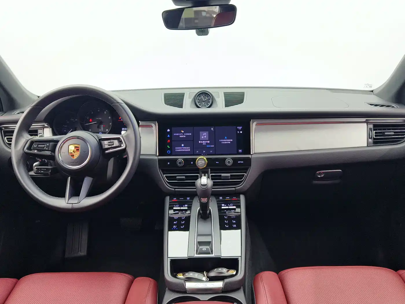 Photo 9 - Porsche Macan