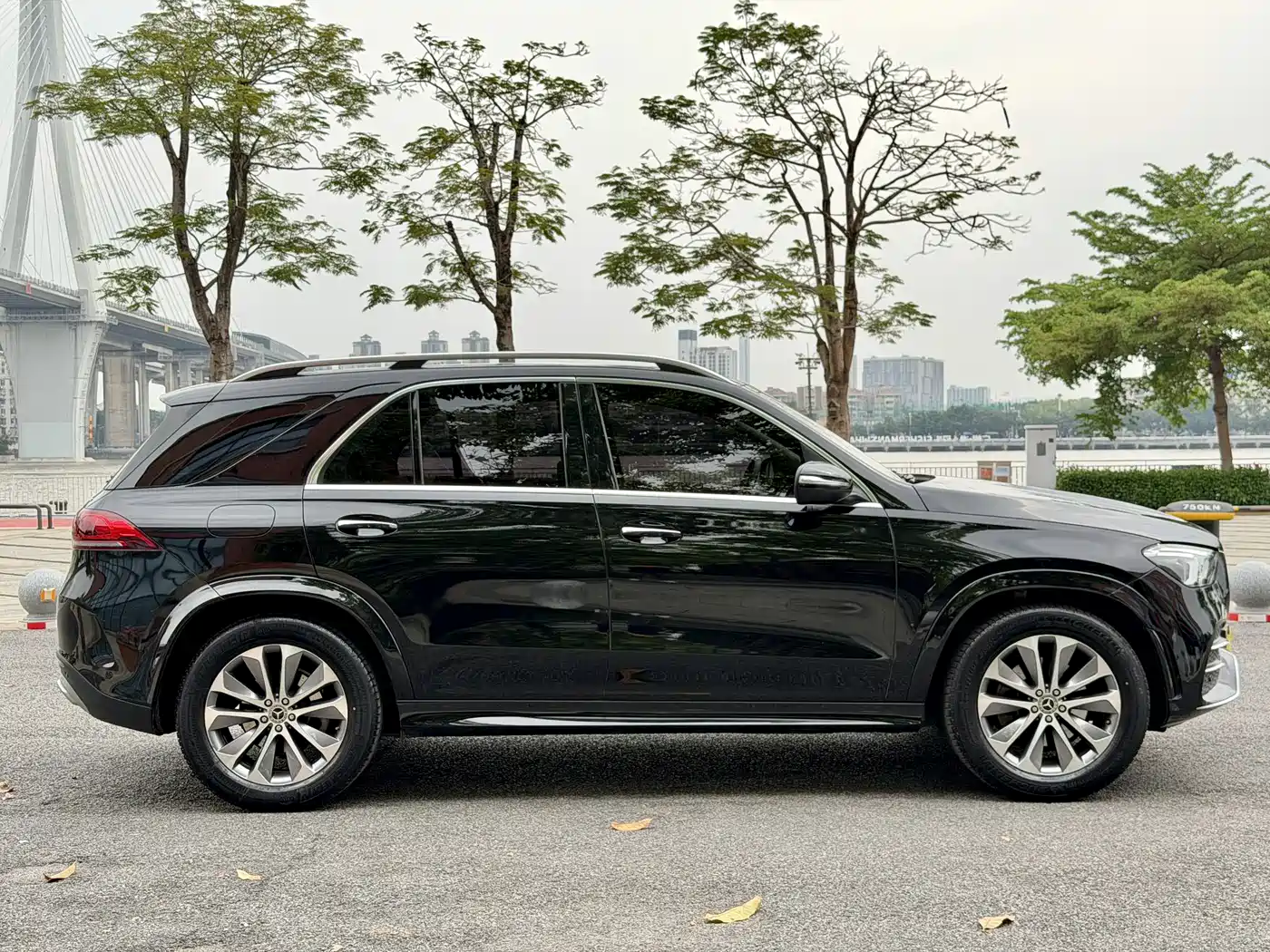 Mercedes-Benz GLE 2022 Facelift GLE 350 4MATIC Fashion фото 6