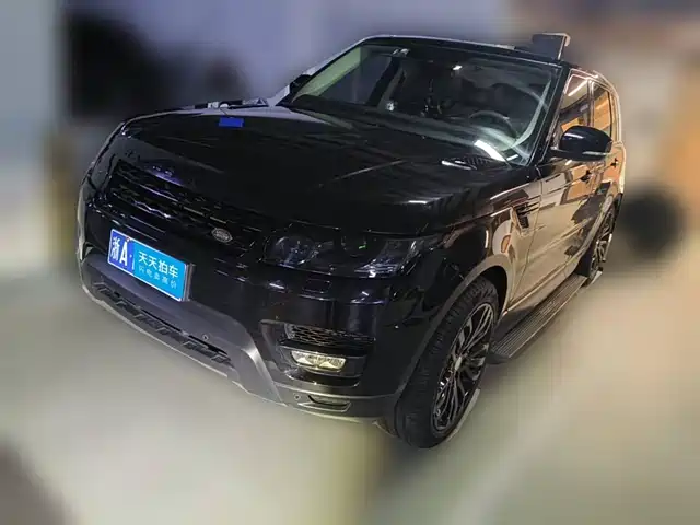 Land Rover Range Rover Sport 2016 Model 3.0 SC V6 HSE DYNAMIC — фото 1