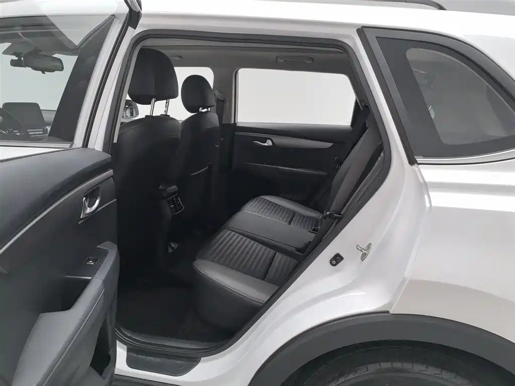 Kia Sportage 2019 2.0L Automatic Smart Luxury Edition фото 15