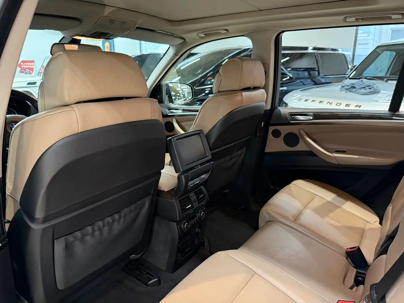 BMW X5 (Import) 2008 Model xDrive48i Luxury Type фото 11