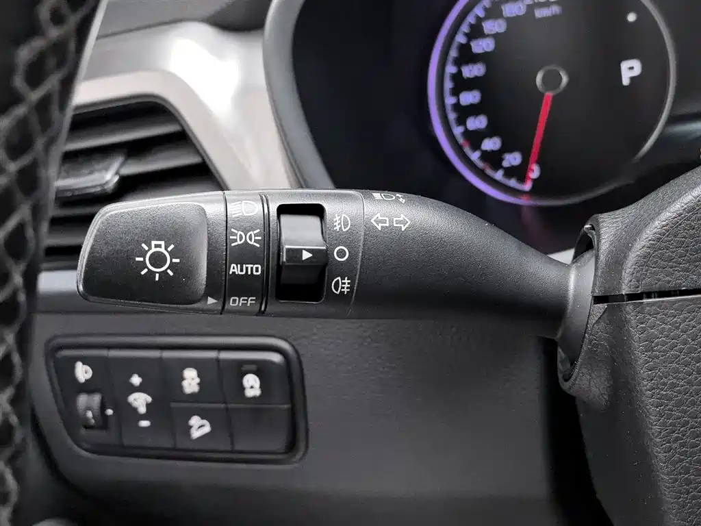 Kia Sportage 2019 2.0L Automatic Smart Luxury Edition фото 21