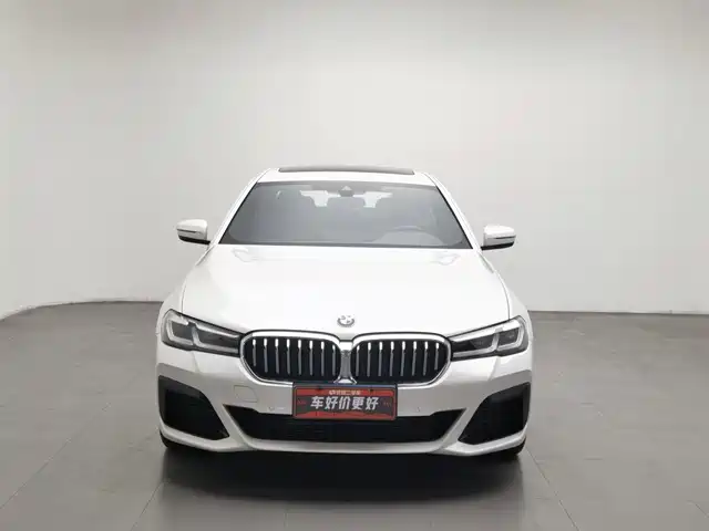 BMW 5 Series 2022 Model Second Facelift 525Li M Sport Package — фото 3
