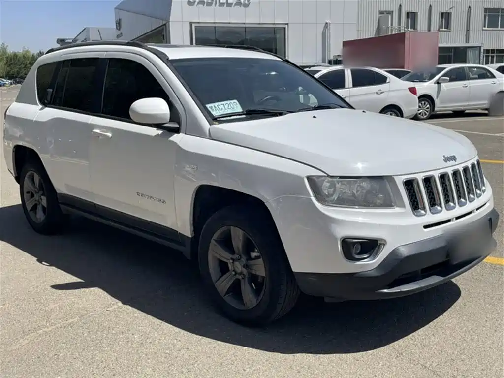 Jeep Compass (Import) 2016 2014 Facelift 2.4L 4WD Comfort Edition