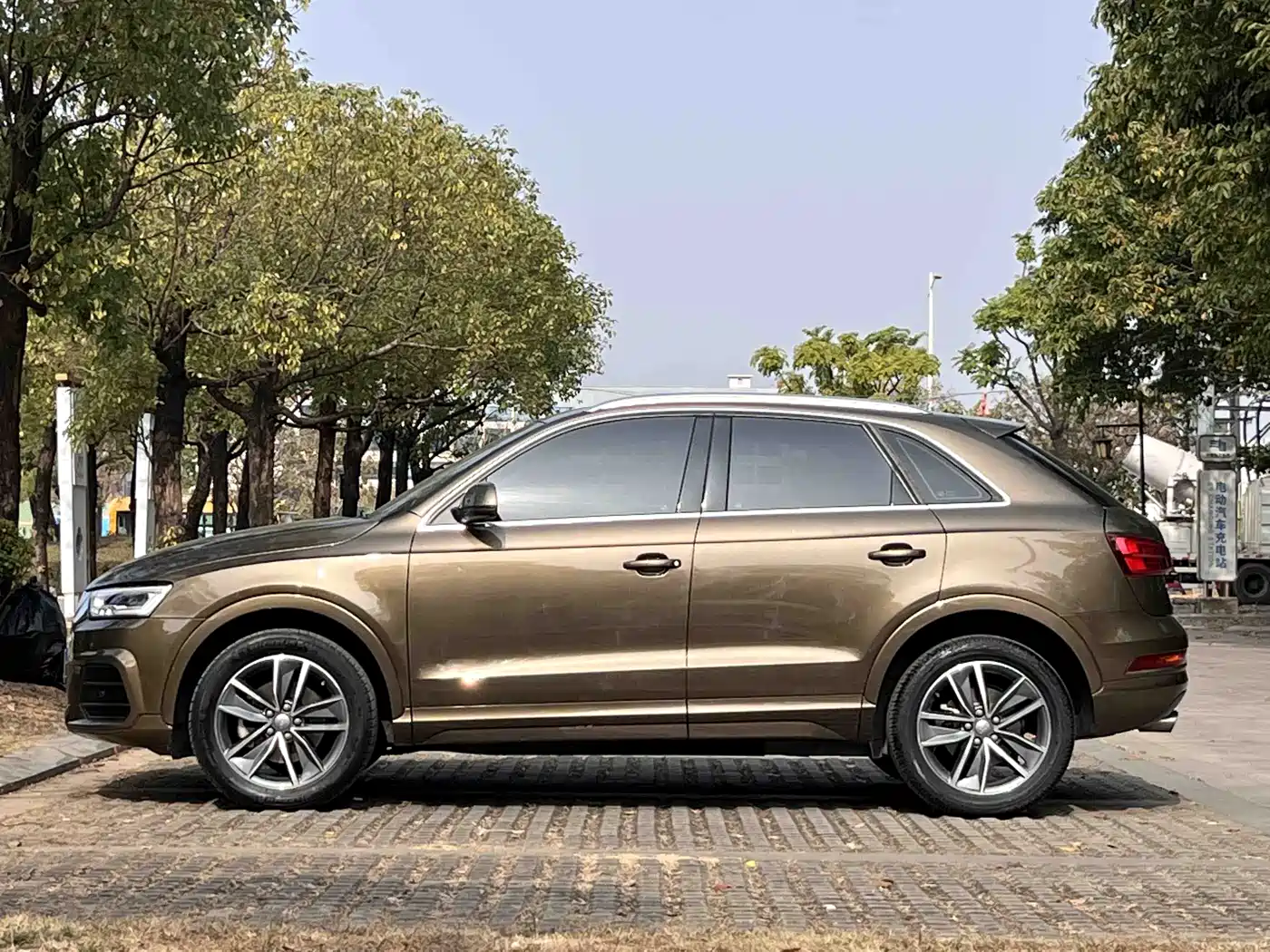 Audi Q3 2018 30th Anniversary Edition 30 TFSI Style фото 11
