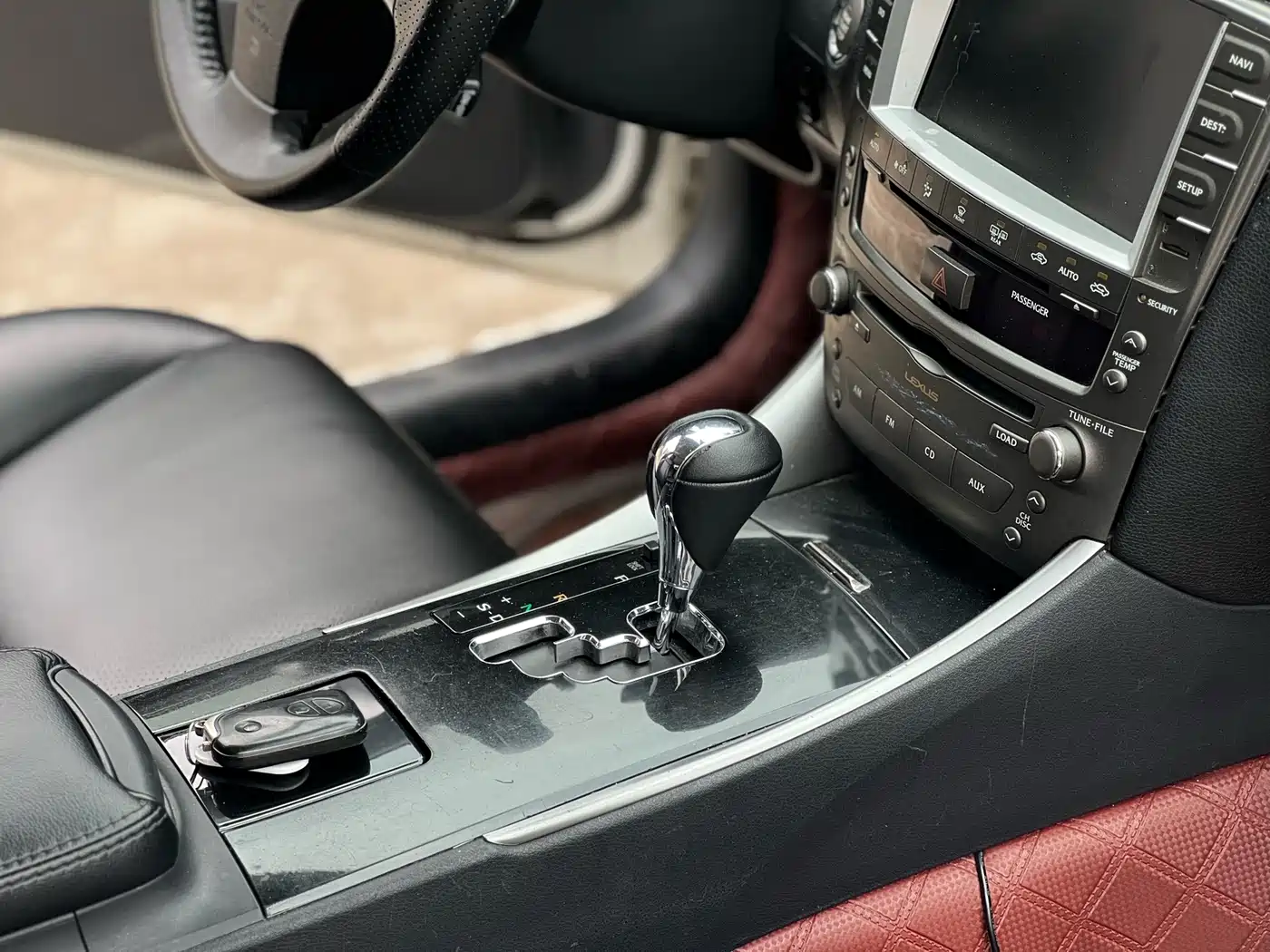 Lexus IS 2011 250 Sport фото 7