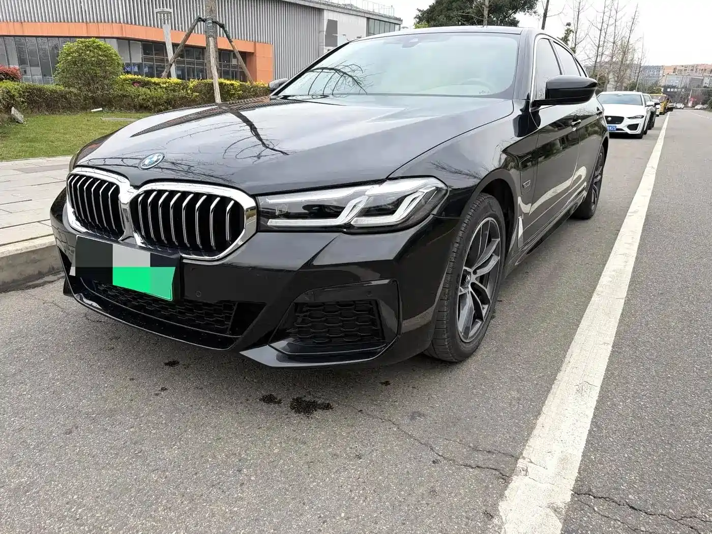 BMW 5 Series New Energy 2022 535Le M Sport Package