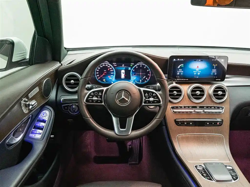 Mercedes-Benz GLC 2022 Facelift GLC 300 L 4MATIC Dynamic Collector's Edition фото 20
