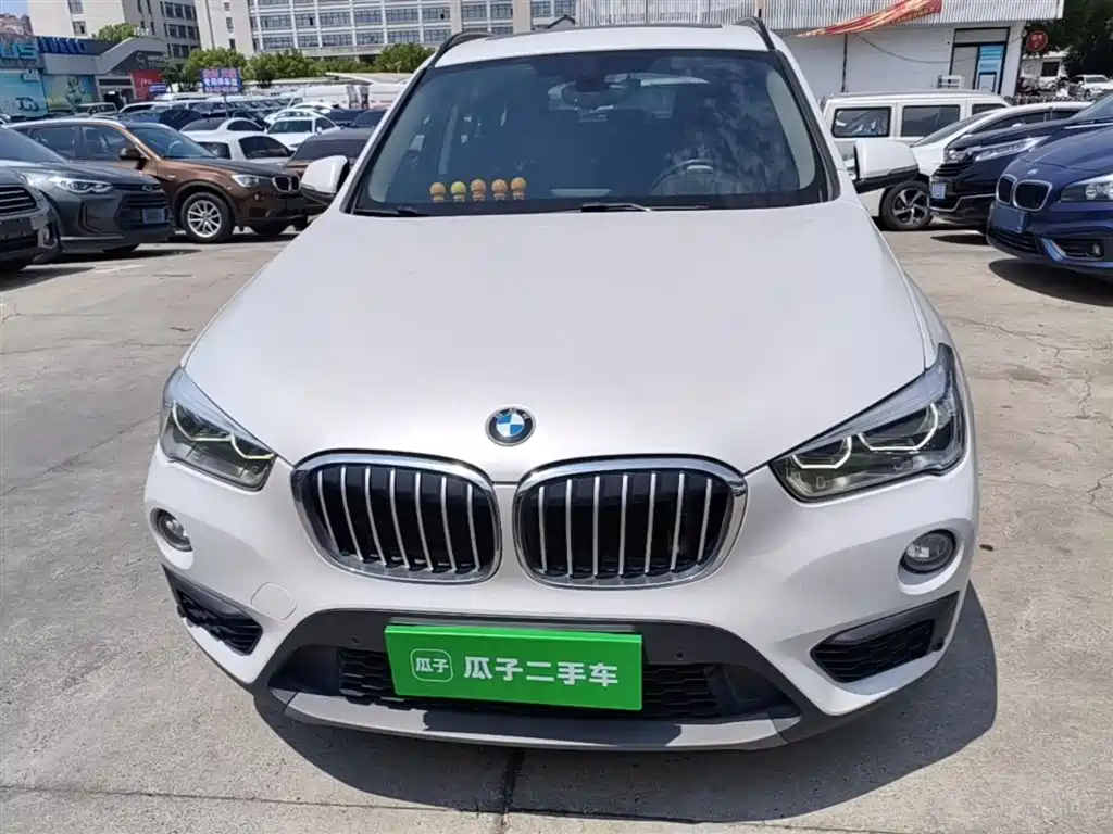 BMW X1 2016 sDrive18Li Premium Model фото 3