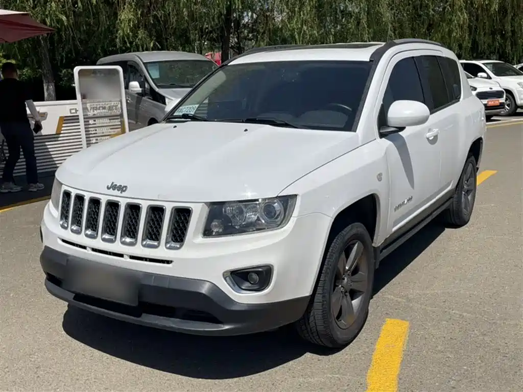 Jeep Compass (Import) 2016 2014 Facelift 2.4L 4WD Comfort Edition