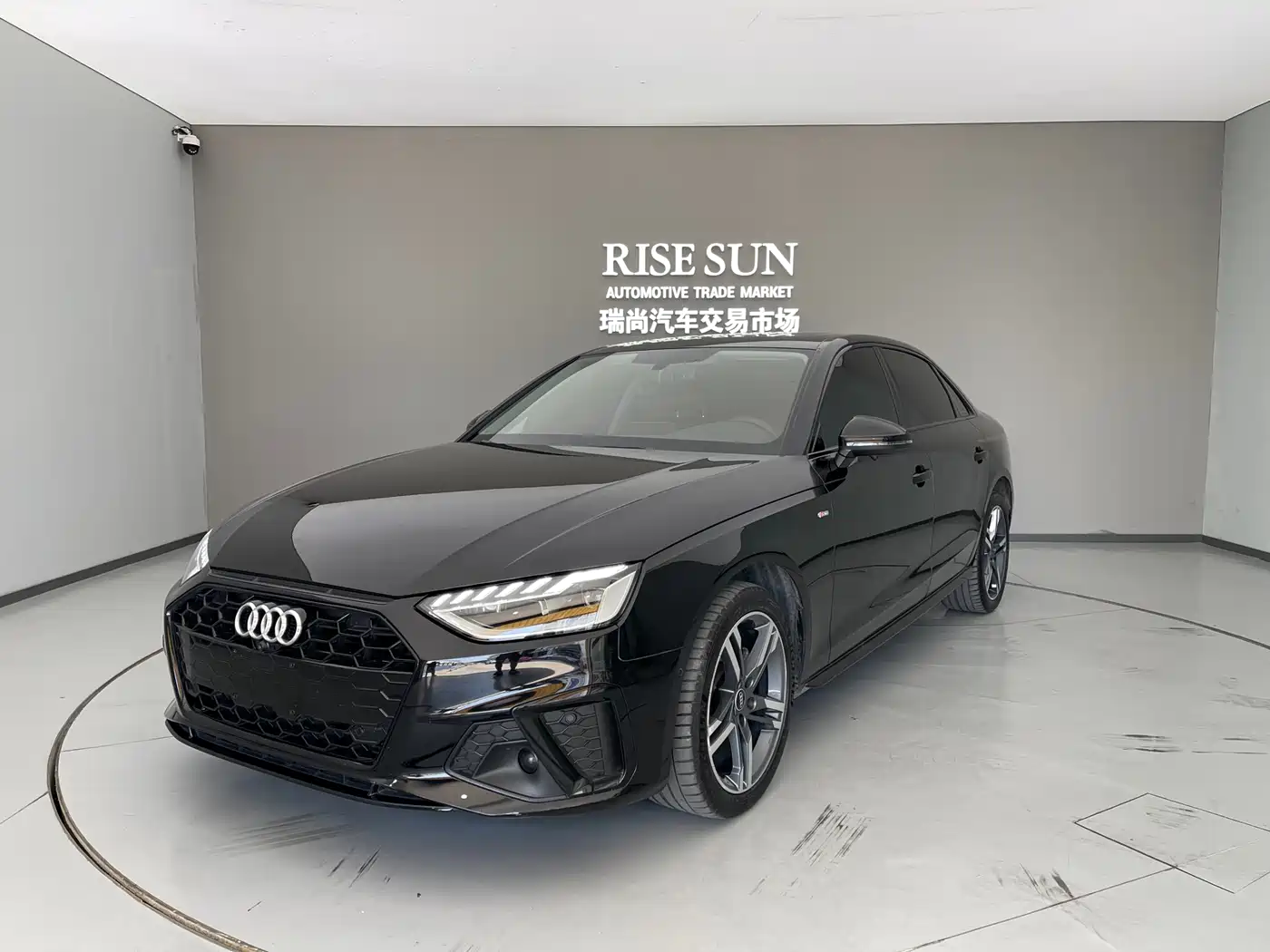 Audi A4L 2022 40 TFSI Luxury Dynamic