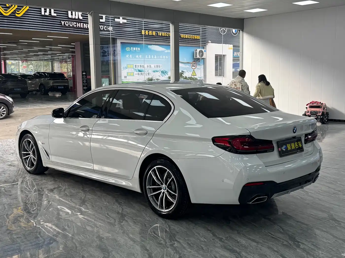 BMW 5 Series 2022 525Li M Sport Package фото 9
