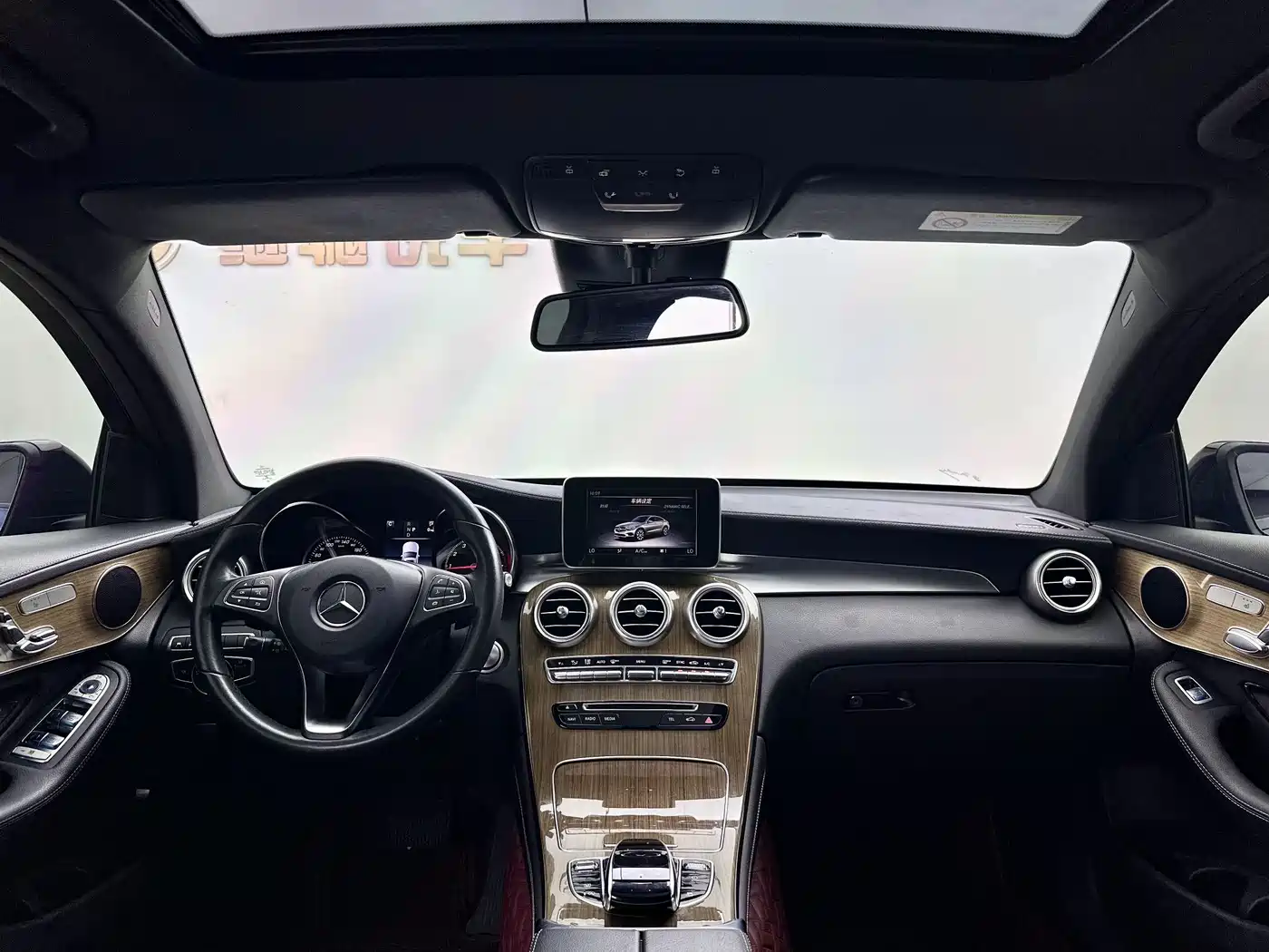 Mercedes-Benz GLC Coupe 2019 GLC 260 4MATIC Coupe SUV фото 6
