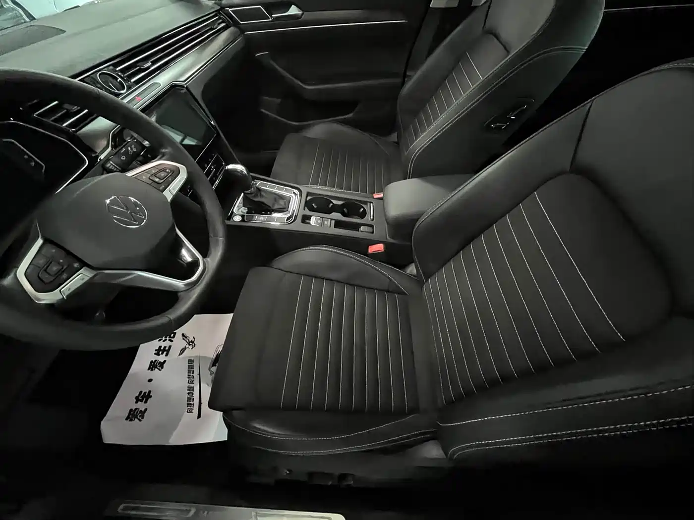 Volkswagen Magotan 2020 330TSI DSG Luxury фото 7