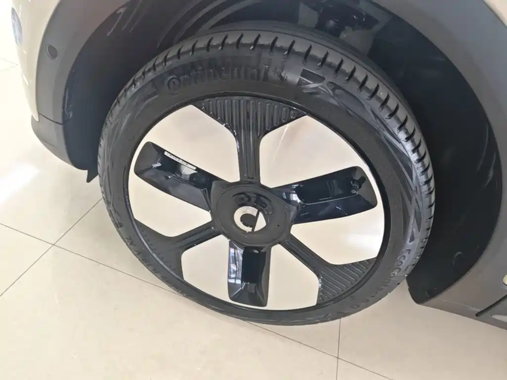 smart Elf #1 2025 2026 Agile New Luxury Edition