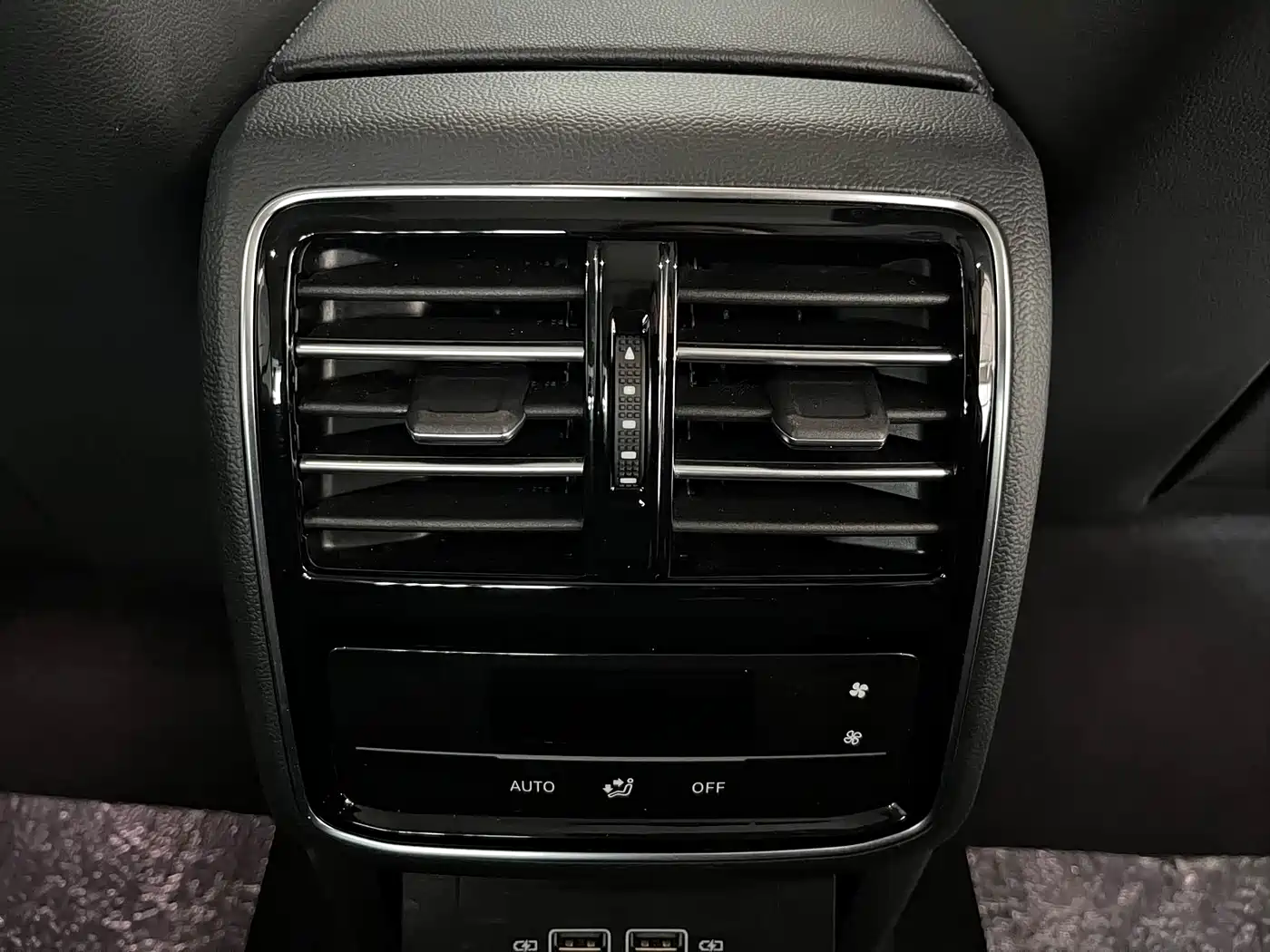 Volkswagen Magotan 2020 330TSI DSG Luxury фото 20