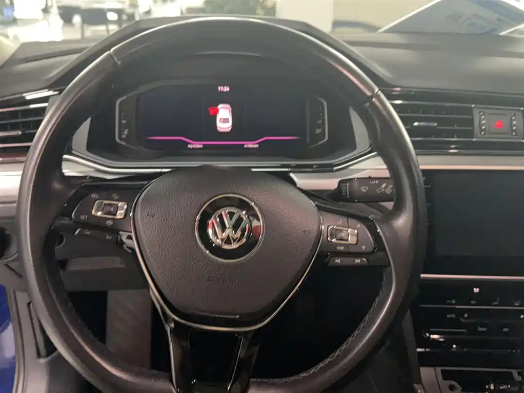Volkswagen Lamando 2021 280TSI DSG Comfort Edition фото 4