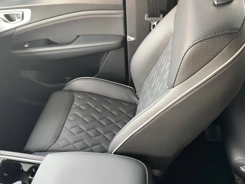 Wuling Motors Wuling Jiachen 2023 2022 1.5T CVT Exclusive Flagship Model