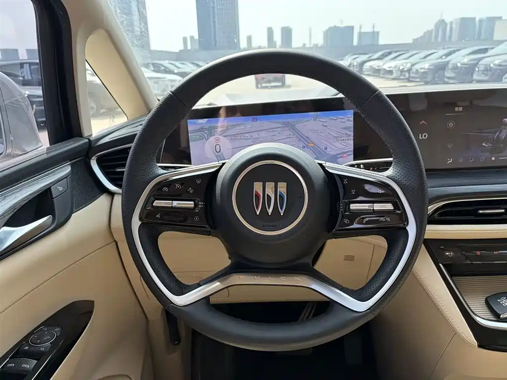 Buick GL8 New Energy 2025 Landlux Smart Edition 7-seater фото 10
