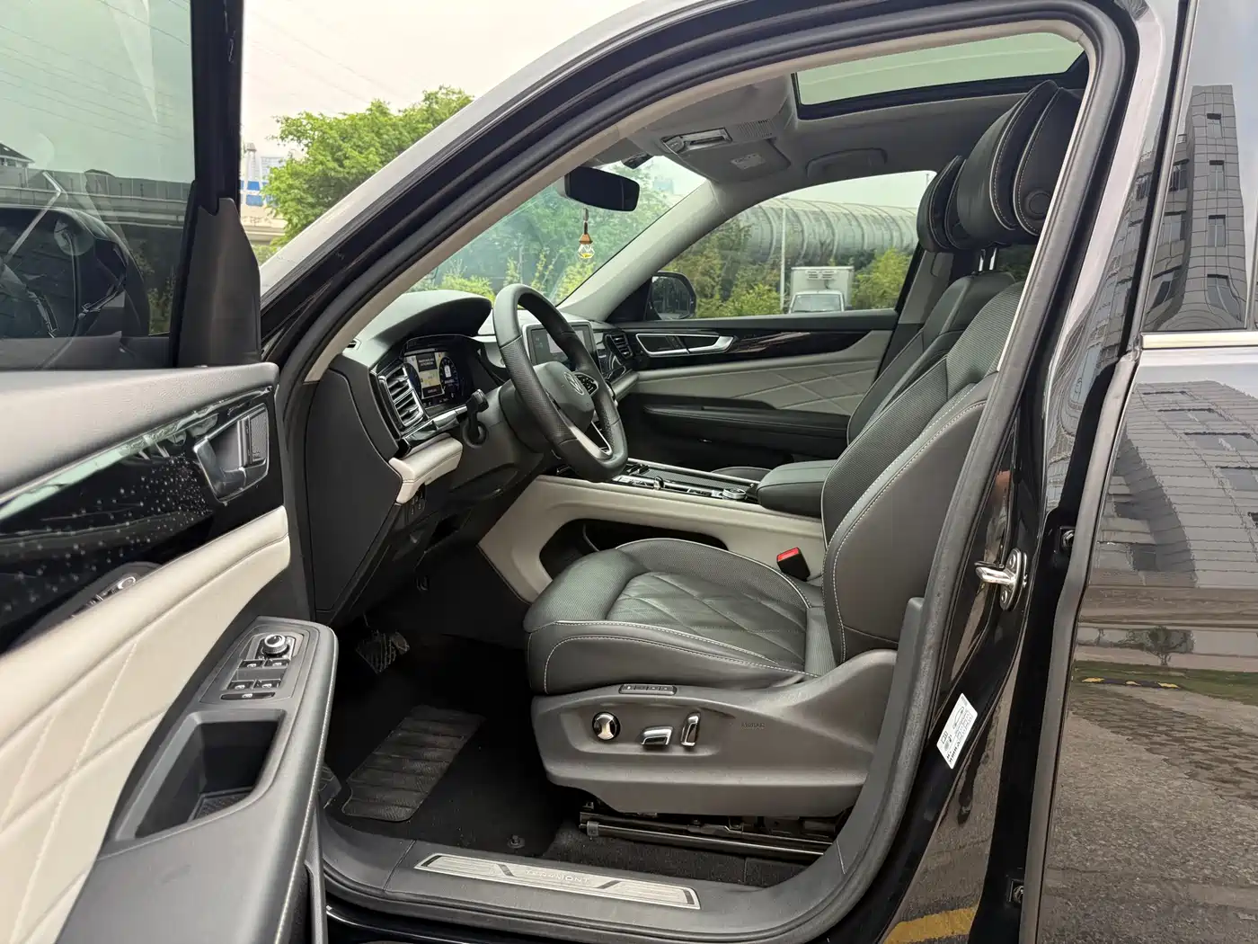 Volkswagen Teramont 2023 380TSI AWD Premium Flagship Edition фото 5