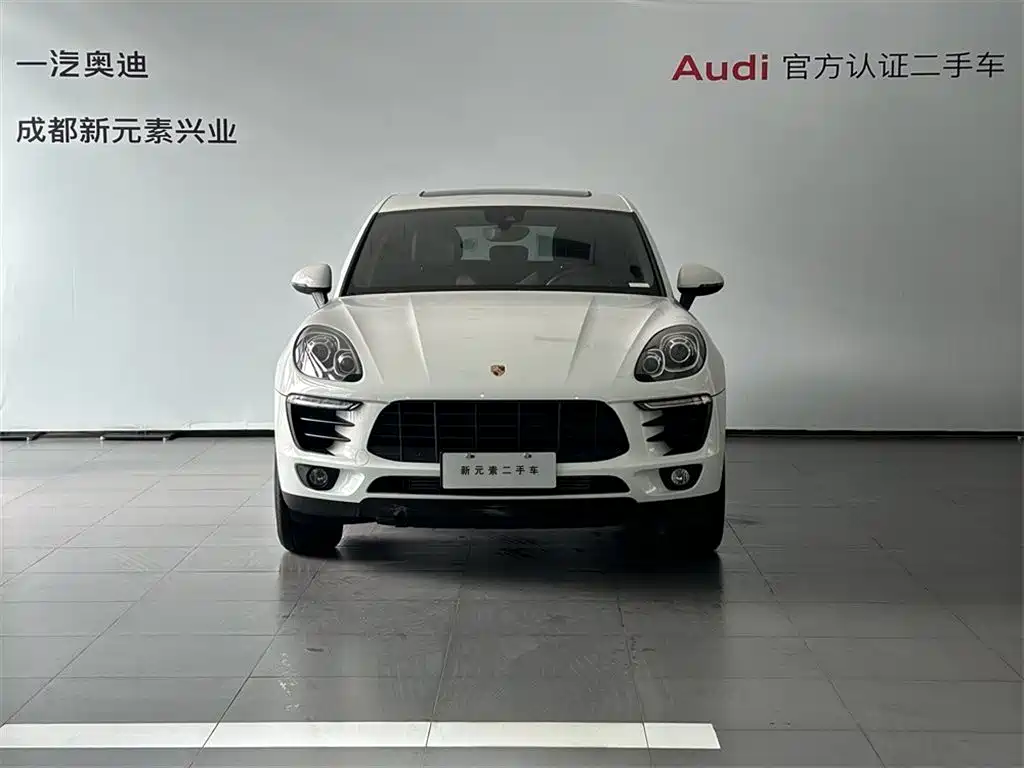 Porsche Macan 2017 Macan 2.0T фото 2