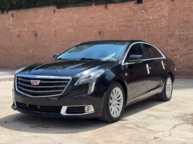 CADILLAC XTS