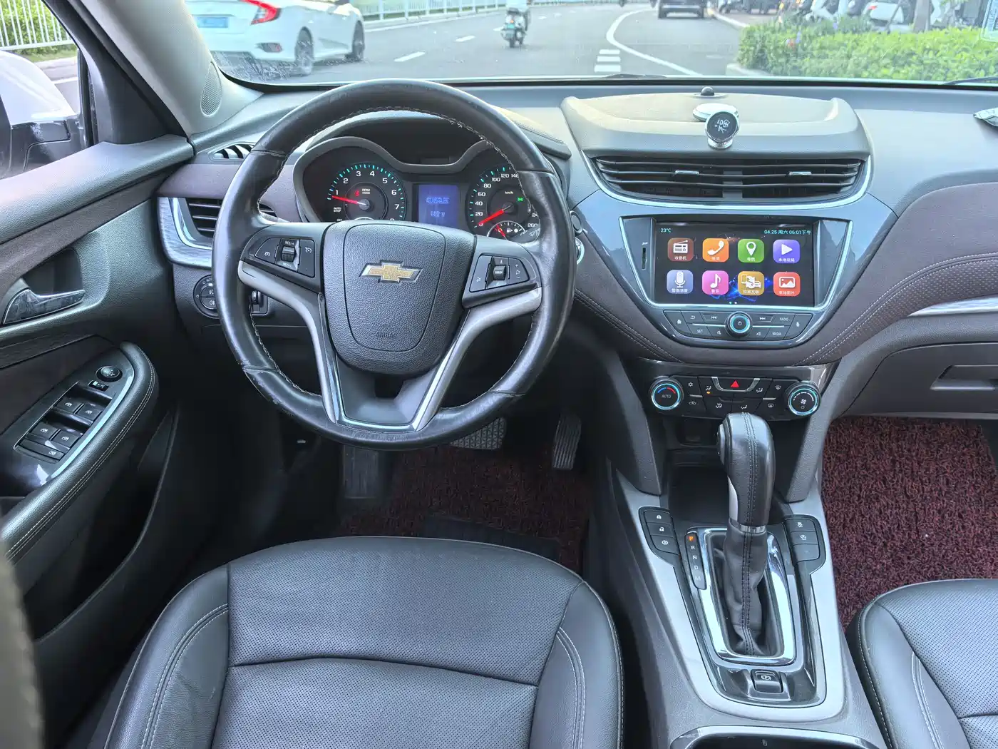 Chevrolet Malibu 2018 530T Automatic Luxury Edition фото 12