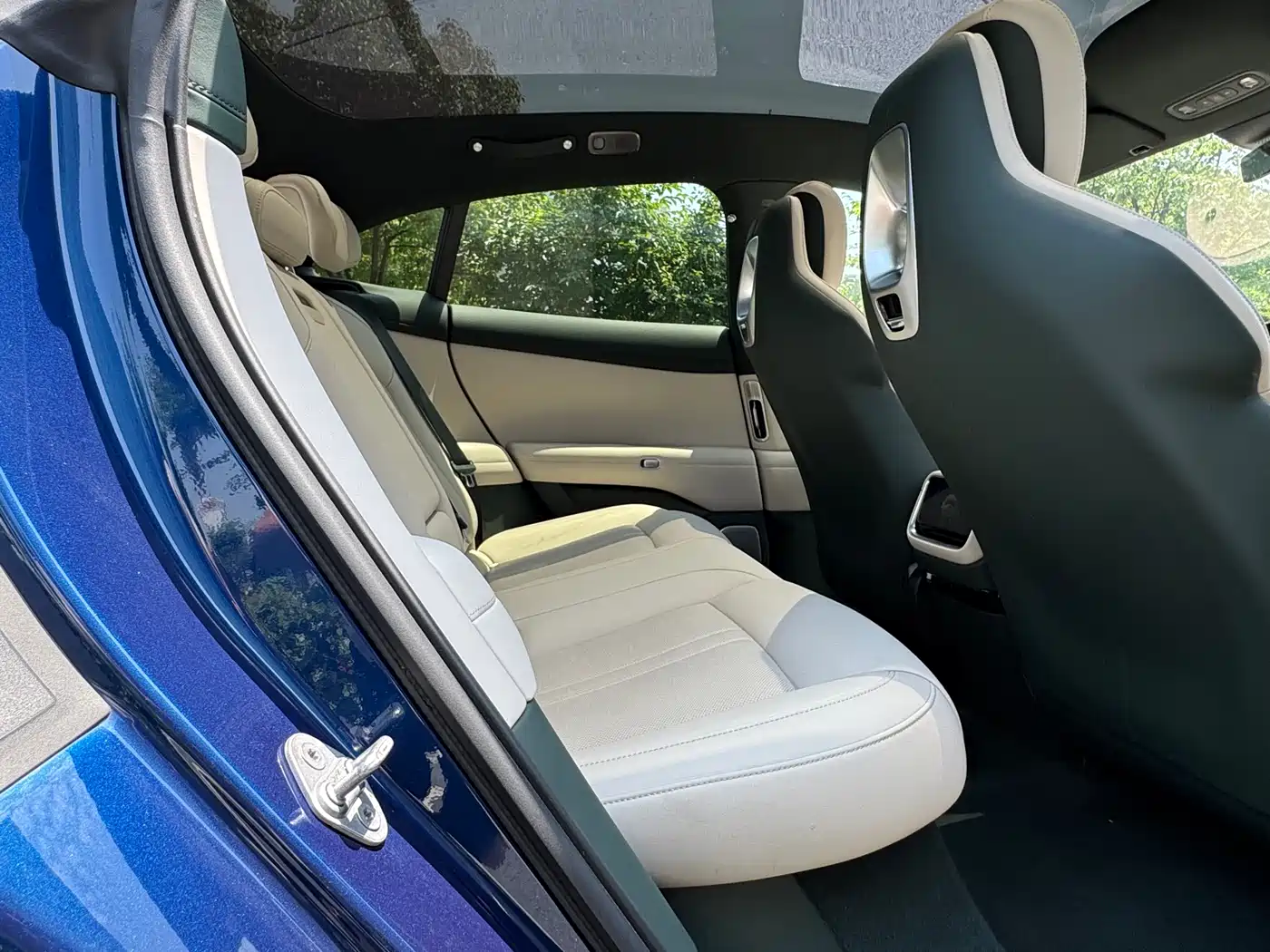 Xiaomi Auto Xiaomi YU7 2025 Extended Range RWD Edition фото 11