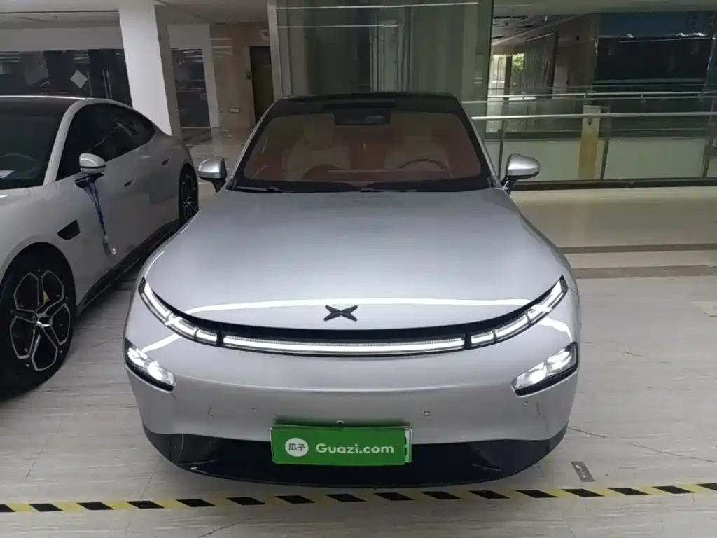Фото 3 - XPeng P7