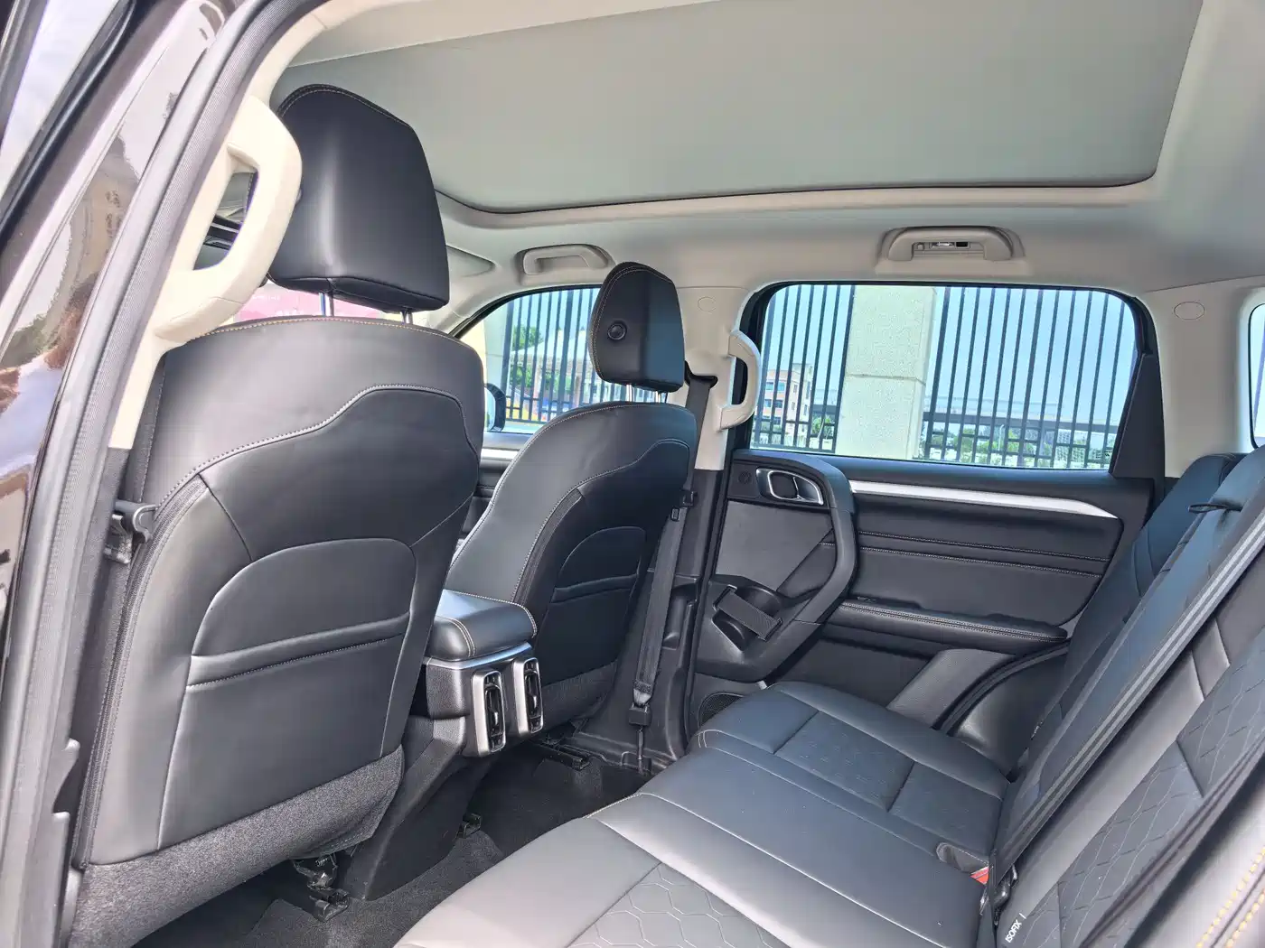 Haval Big Dog 2021 Facelift 1.5T DCT FWD Ma Quan-Wang Cai Edition фото 8