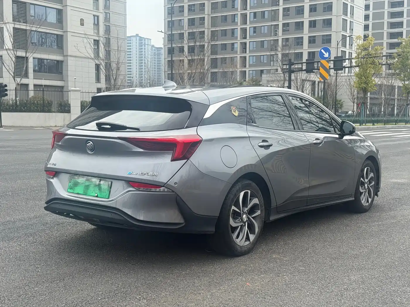 BUICK SLIGHTLY BLUE 6