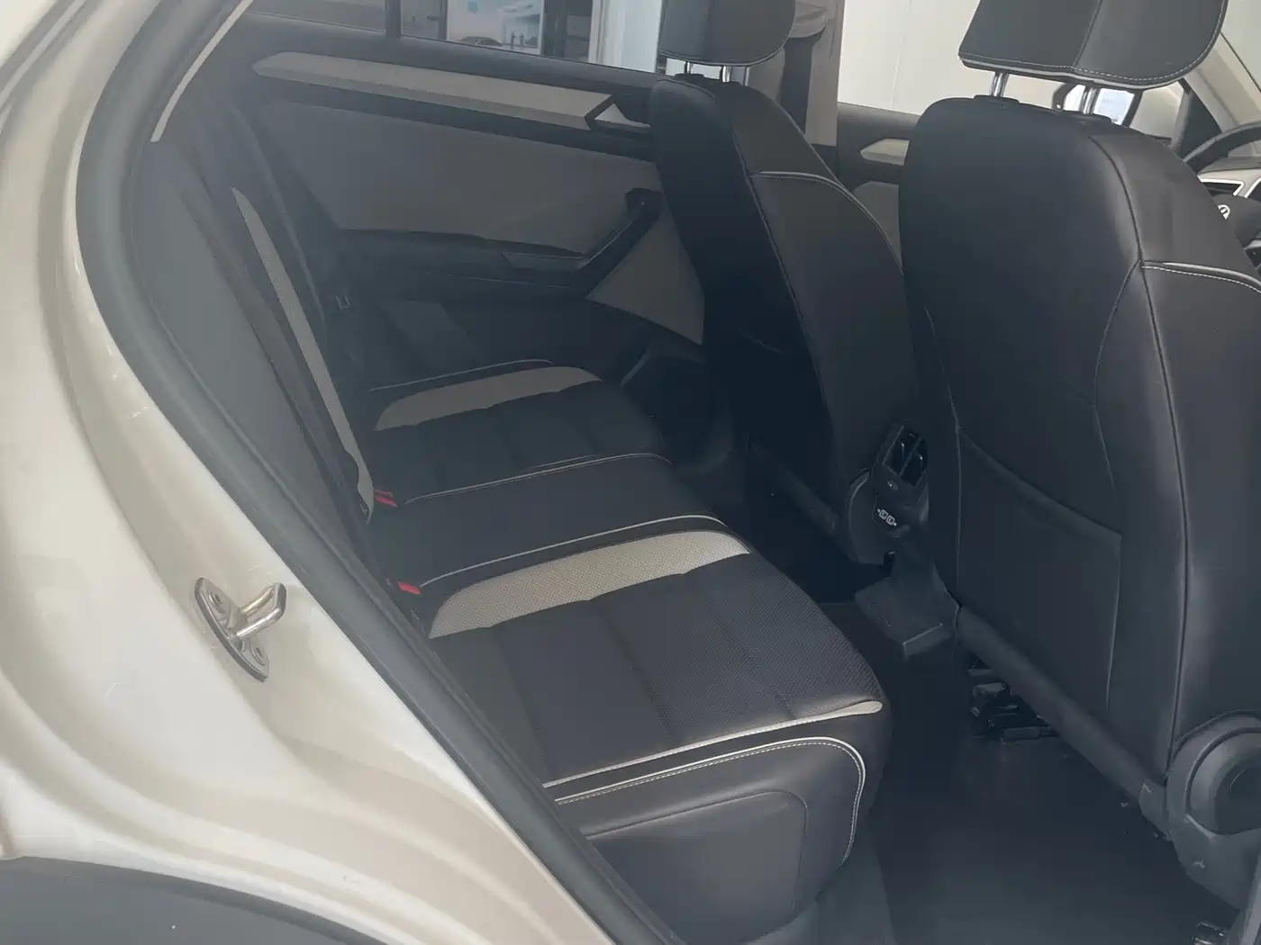 Volkswagen T-ROC 2024 2024 280TSI DSG 2WD Time Edition