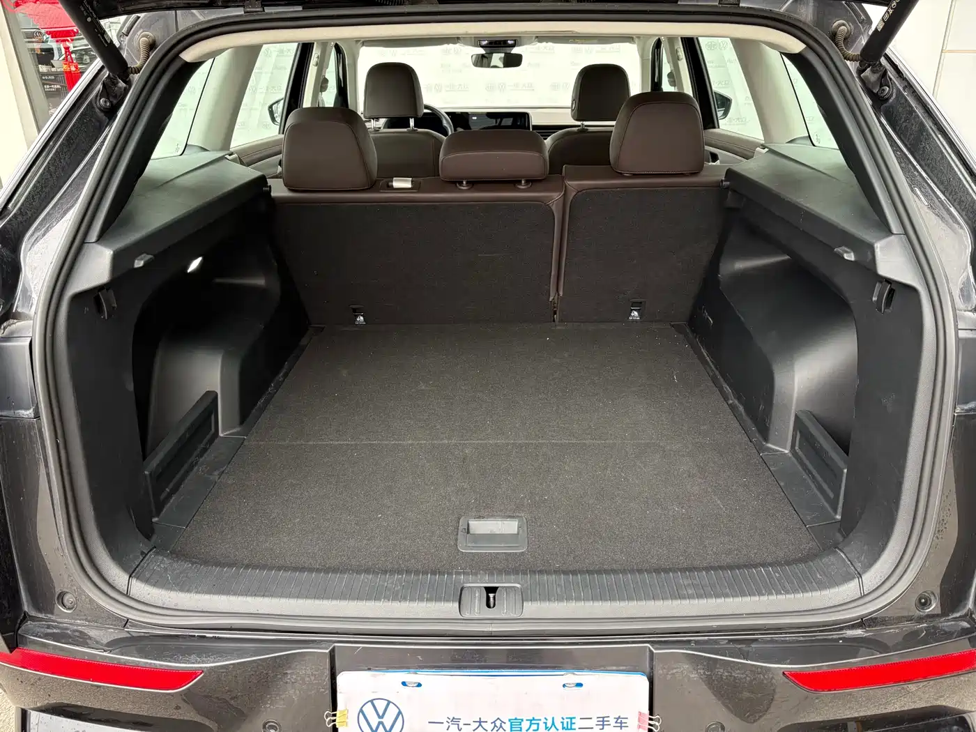 Volkswagen Talagon 2023 380TSI 4WD R-Line Touring Edition фото 13