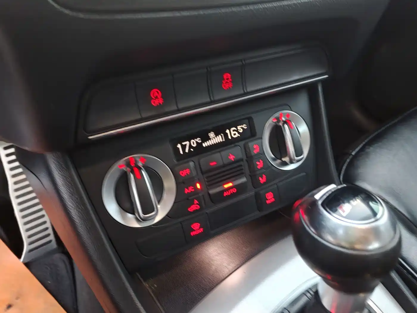 Audi Q3 2015 35 TFSI Progressive фото 37