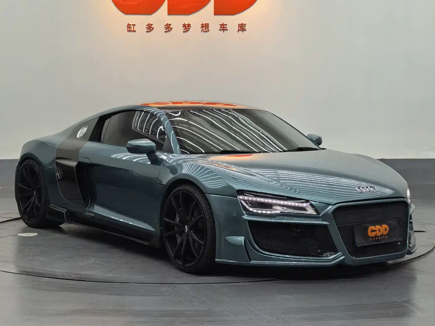 Audi R8 2014 5.2 FSI quattro фото 3