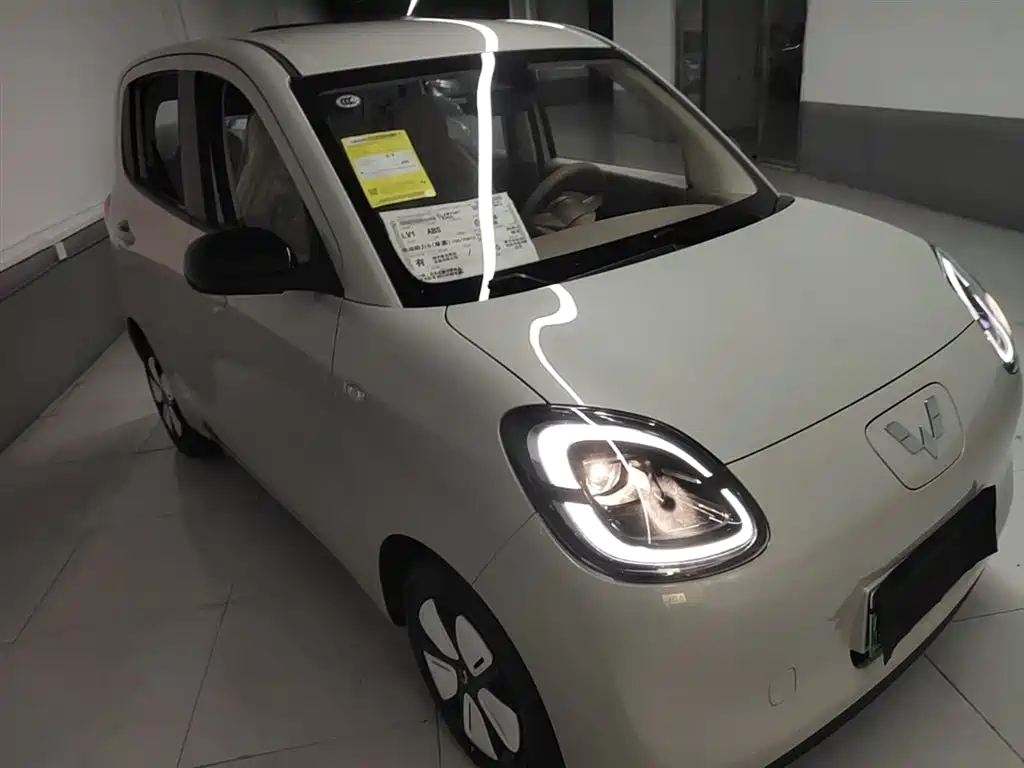 WULING AUTOMOBILE HONGGUANG MINIEV
