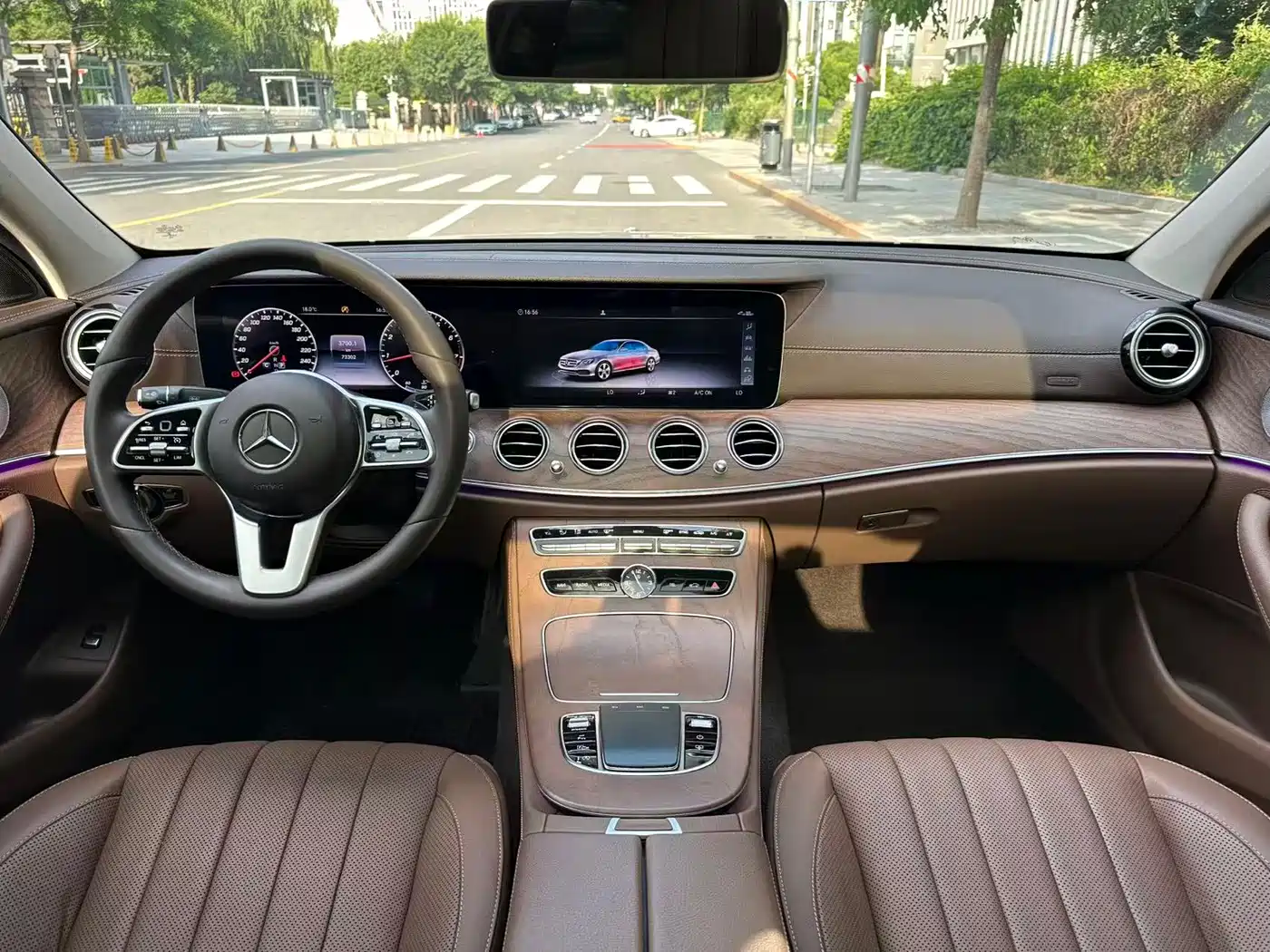 Mercedes-Benz E-Class 2020 Facelift E 300 L Exclusive фото 15