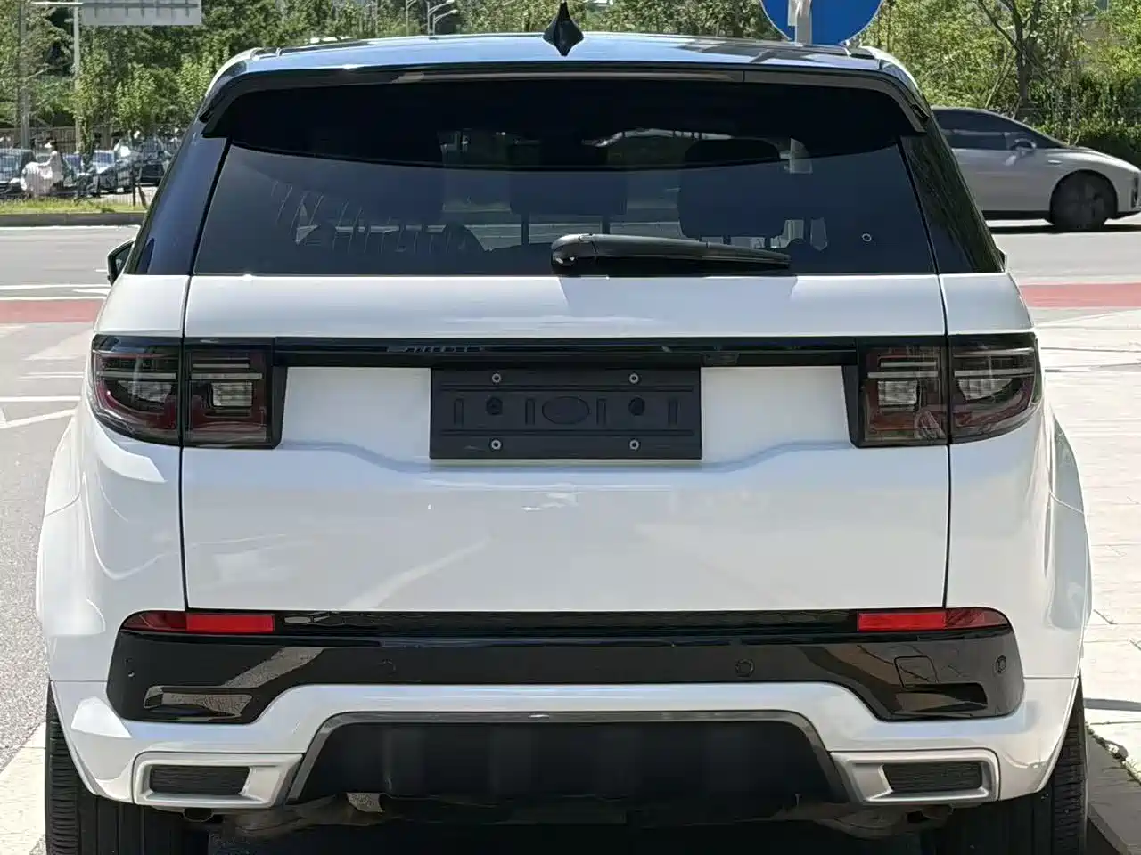 Land Rover Discovery Sport 2020 249PS R-Dynamic Performance Tech 7-seater фото 17