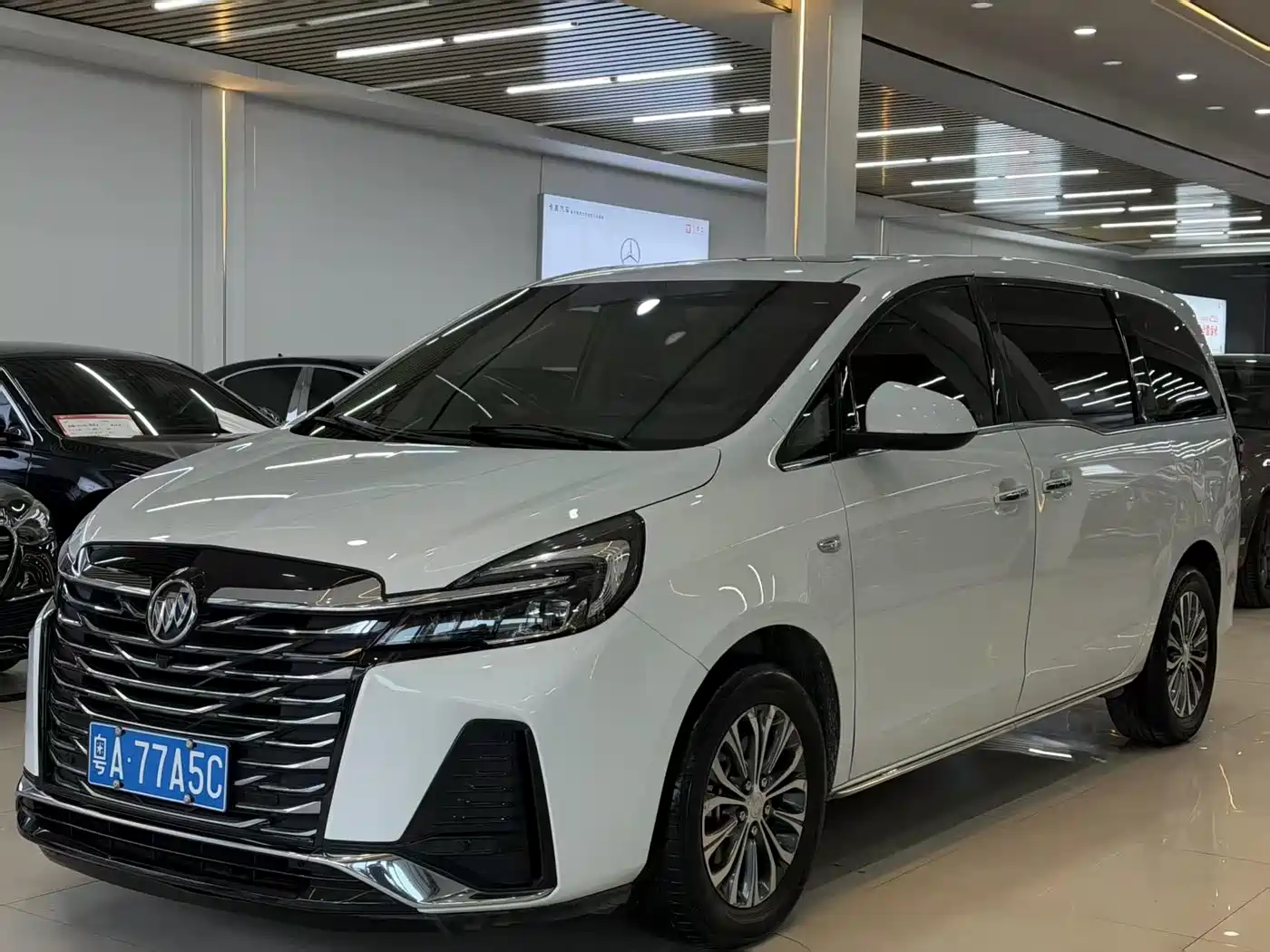 Buick GL8 2023 Land Business Class 652T Smart Luxury