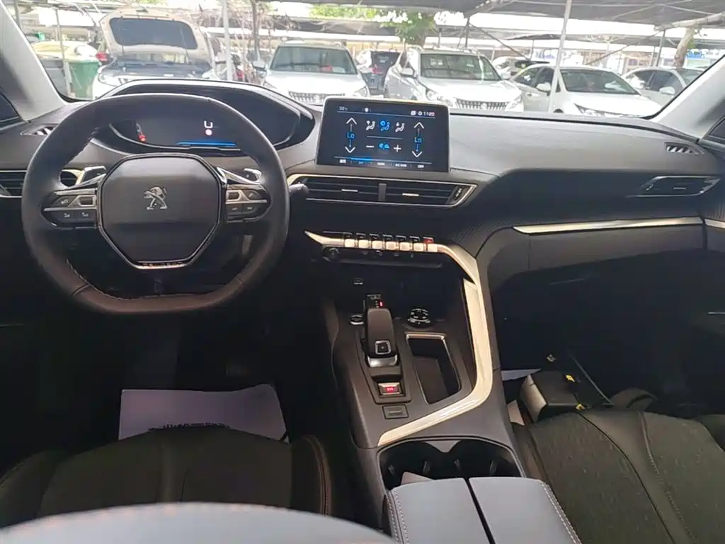 Peugeot 5008 2017 380THP 5-Seat Elite Edition фото 10