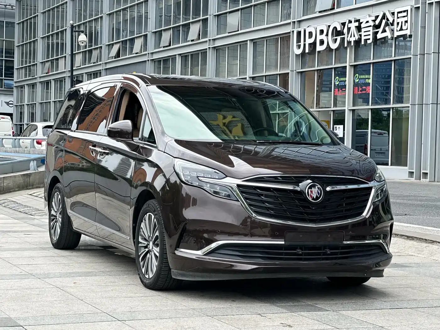 Buick GL8 2020 ES Landglory 653T Flagship фото 3
