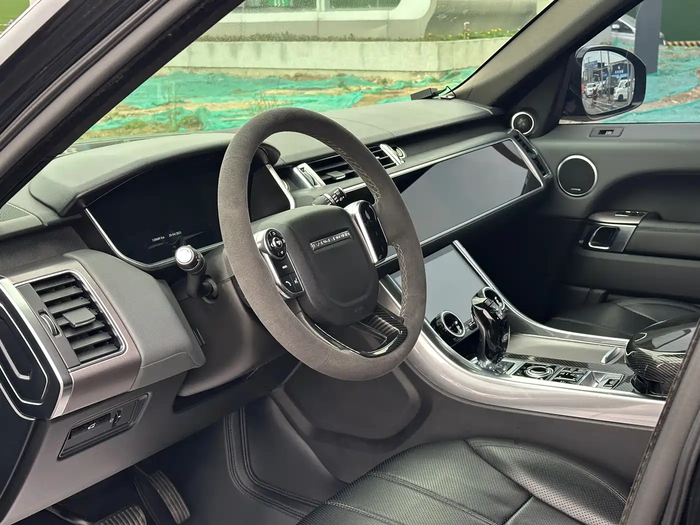 Land Rover Range Rover Sport фото 19