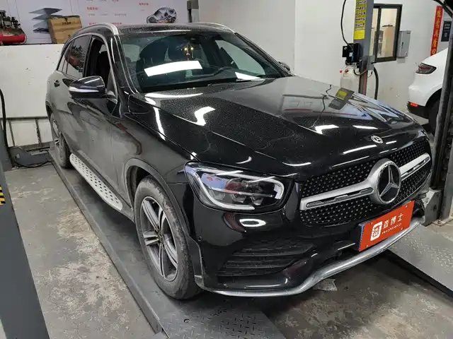 Mercedes-Benz GLC 2020 GLC 260 L 4MATIC Luxury — фото 4