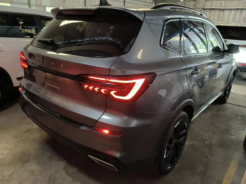 Фото 7 - Roewe RX5
