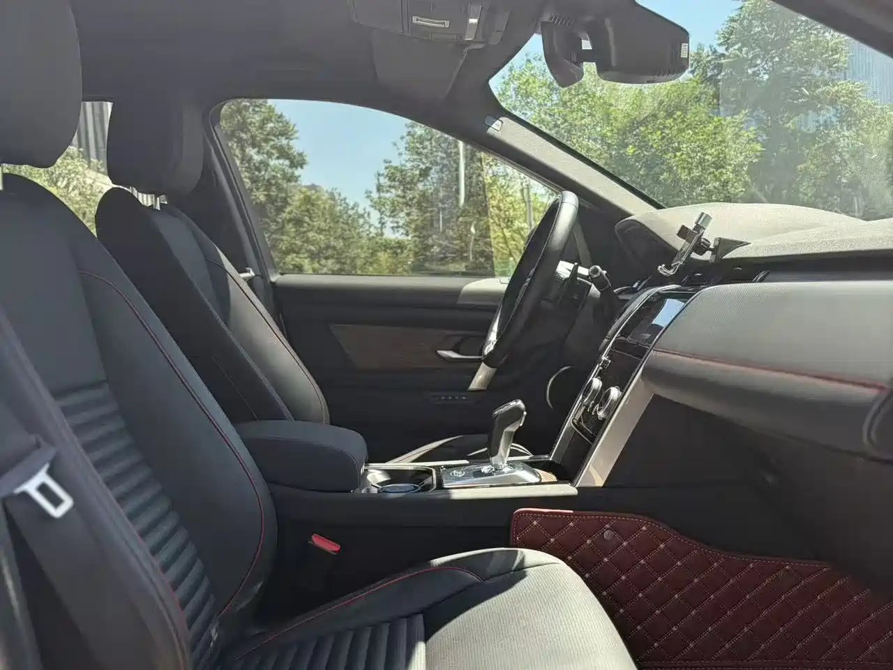 Land Rover Discovery Sport 2020 249PS R-Dynamic Performance Tech 7-seater фото 11