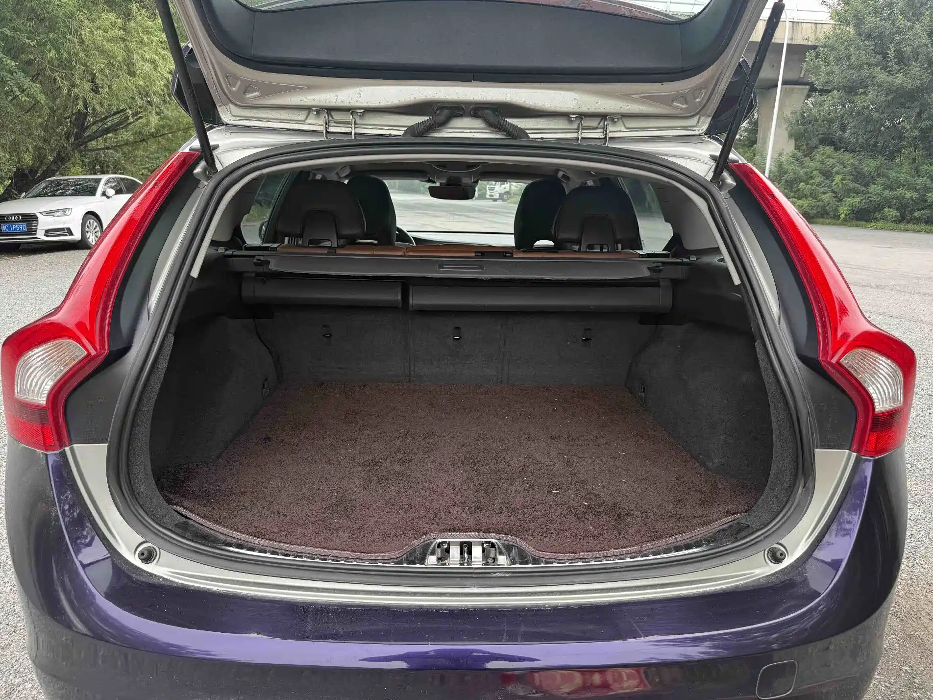 Фото 6 - Volvo V60